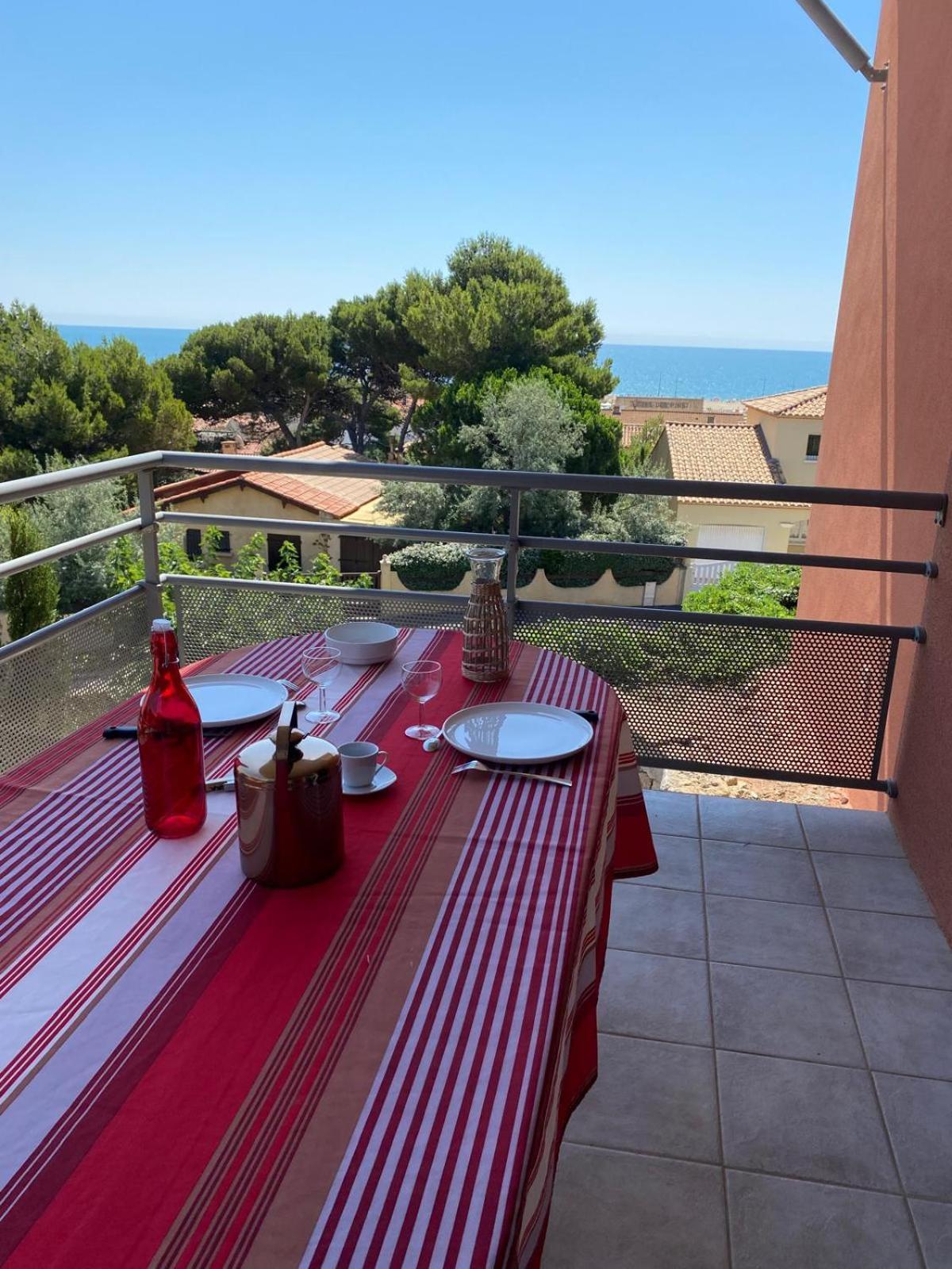 Appartement 4 Pers - Terrasse - Vue Mer - Proche Plage Saint-Pierre-la-Mer  Buitenkant foto